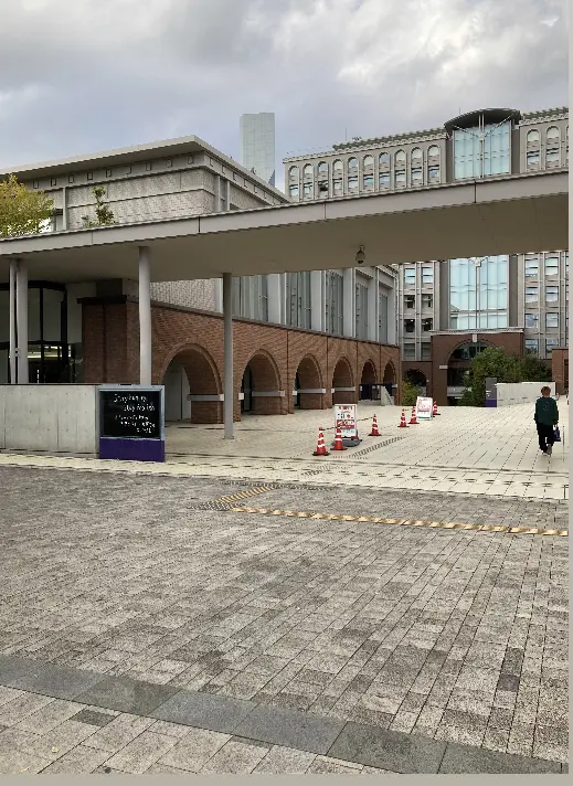 お散歩がてら、オシャレな学食でランチの画像_2