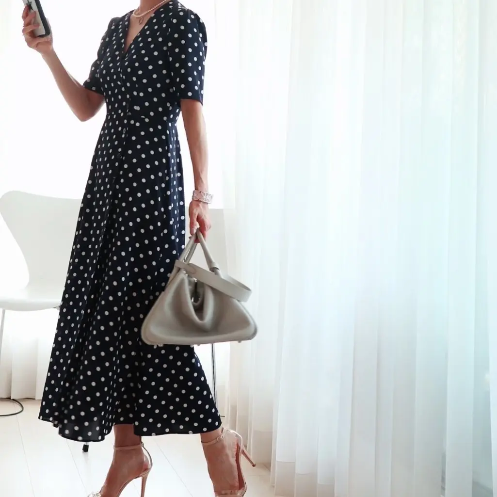 スタイルアップを叶える着痩せワンピース