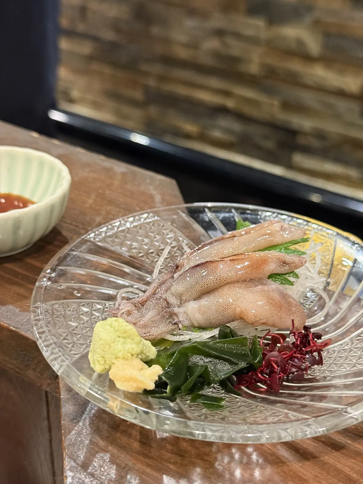 ホタルイカ　富山　大阪　天満　立ち飲み屋　スタンディング　スタンディング焼肉　富山　スタンドウオズ　stand uozu  電撃ホルモン　ツギエ