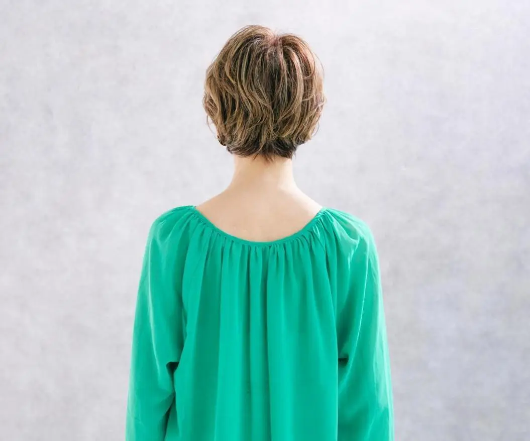 OurAge×Webエクラ  後から見たショートボブ　ヘアスタイル