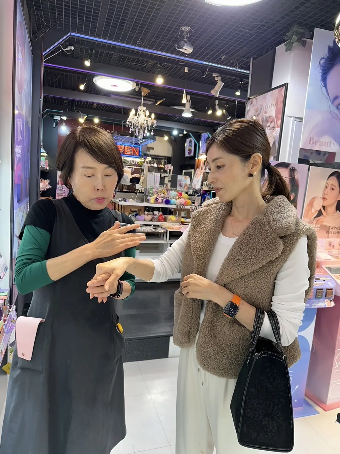 再訪！新大久保ツアーはオールホワイトコーの画像_3