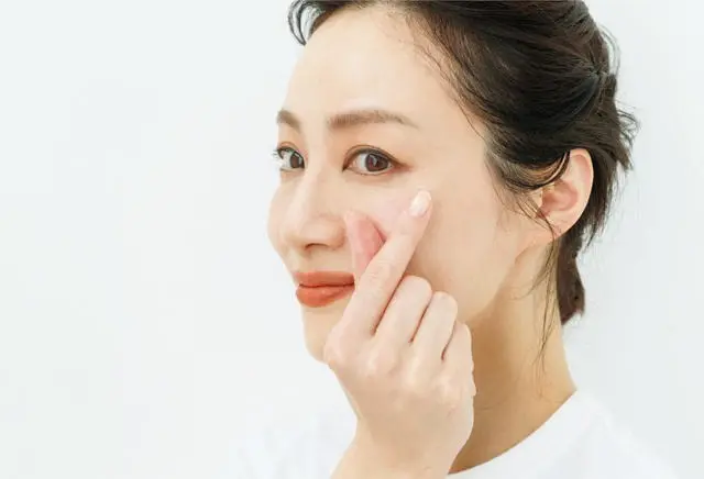 ＼上昇ハート形で顔もアップ！／