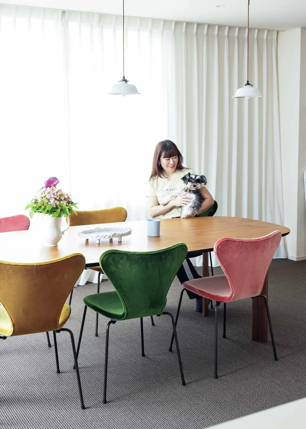 集めてきた名作椅子が インテリアの核となっていく