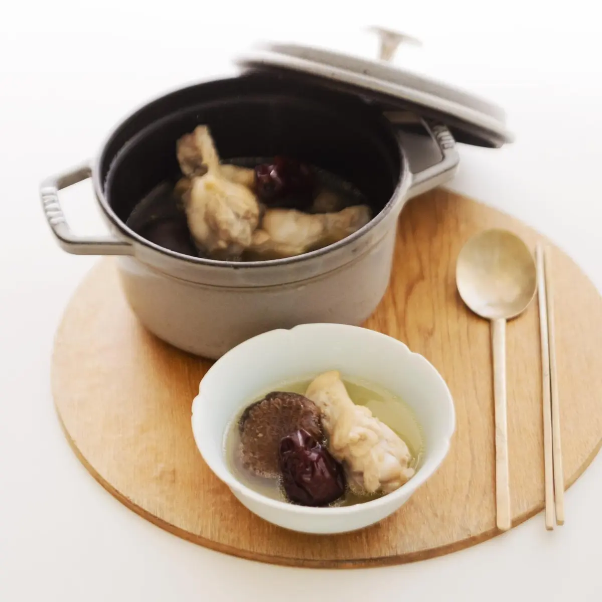 OurAge×Webエクラ 参鶏湯（サムゲタン）・薬膳レシピ