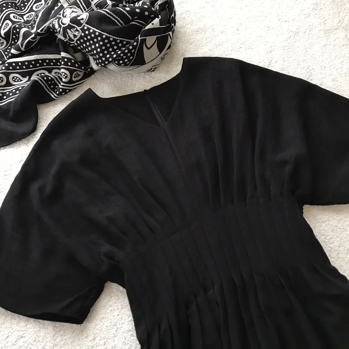 お値段以上な黒ワンピの画像_2