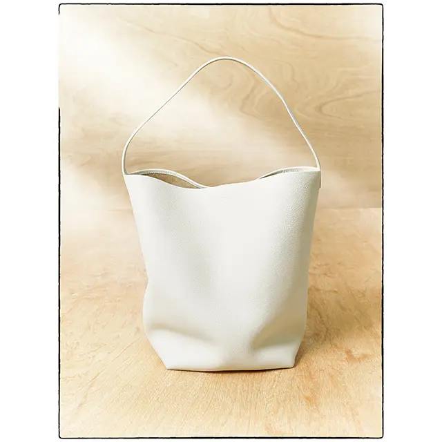 ザ・ロウのバッグ ｢N/S パーク トート｣