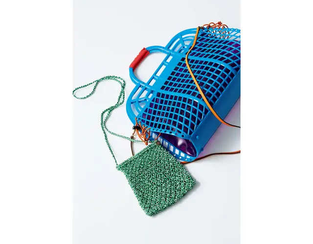 “浮かれた”デザインのバッグ