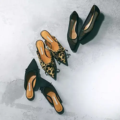 PIPPICHIC ポインテッドトゥミュール（レオパード、ブラック）