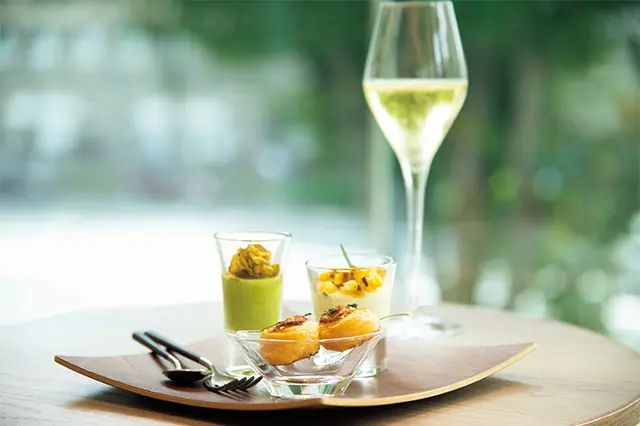 ラウンジを使いこなして 滞在を楽しんで。