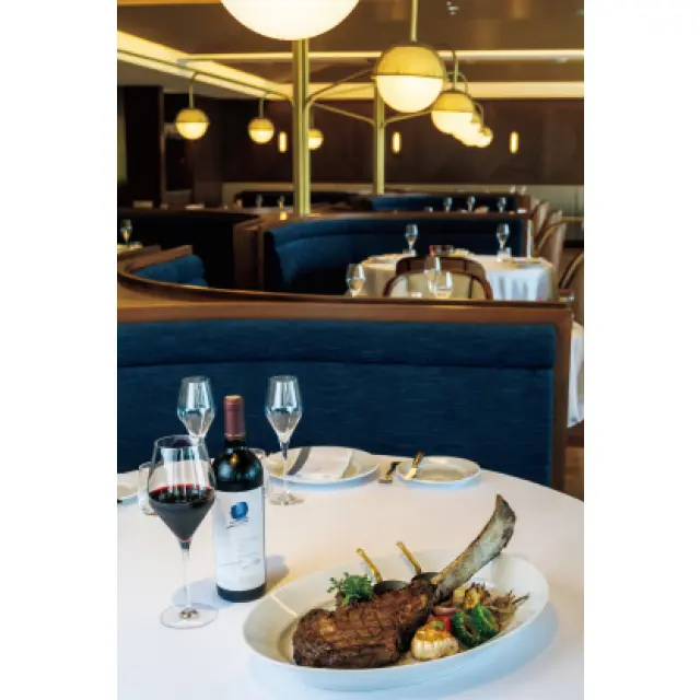 ステーキとワイン