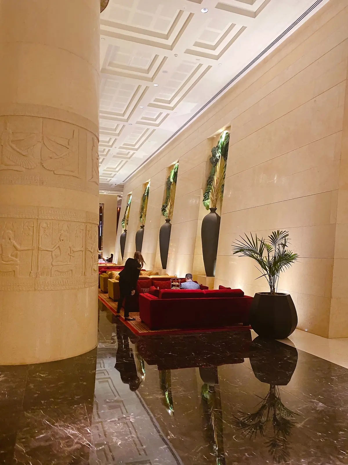 5つ星ホテル「ラッフルズ・ドバイ」&有名の画像_10