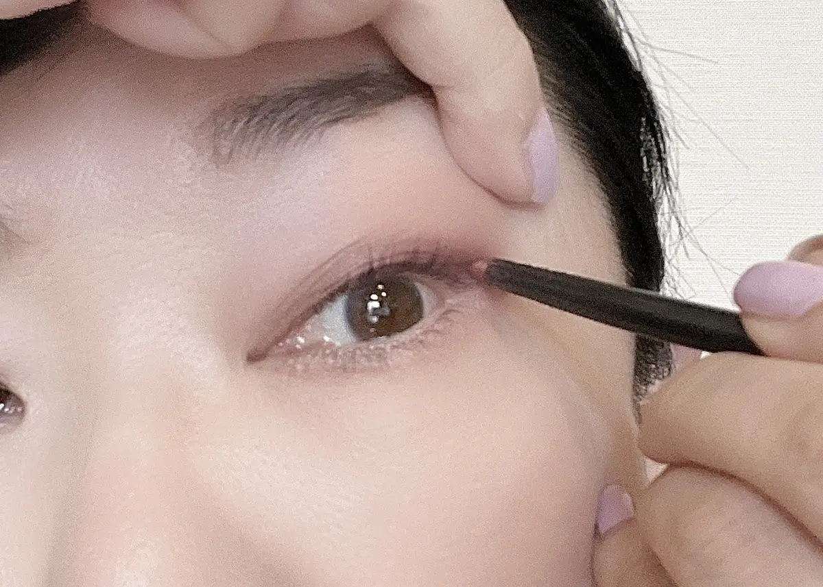 アイメイク　プロセス６