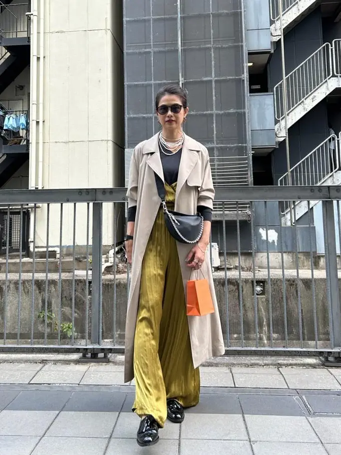 包容力抜群の大人のトレンチコートで褒めらの画像_3