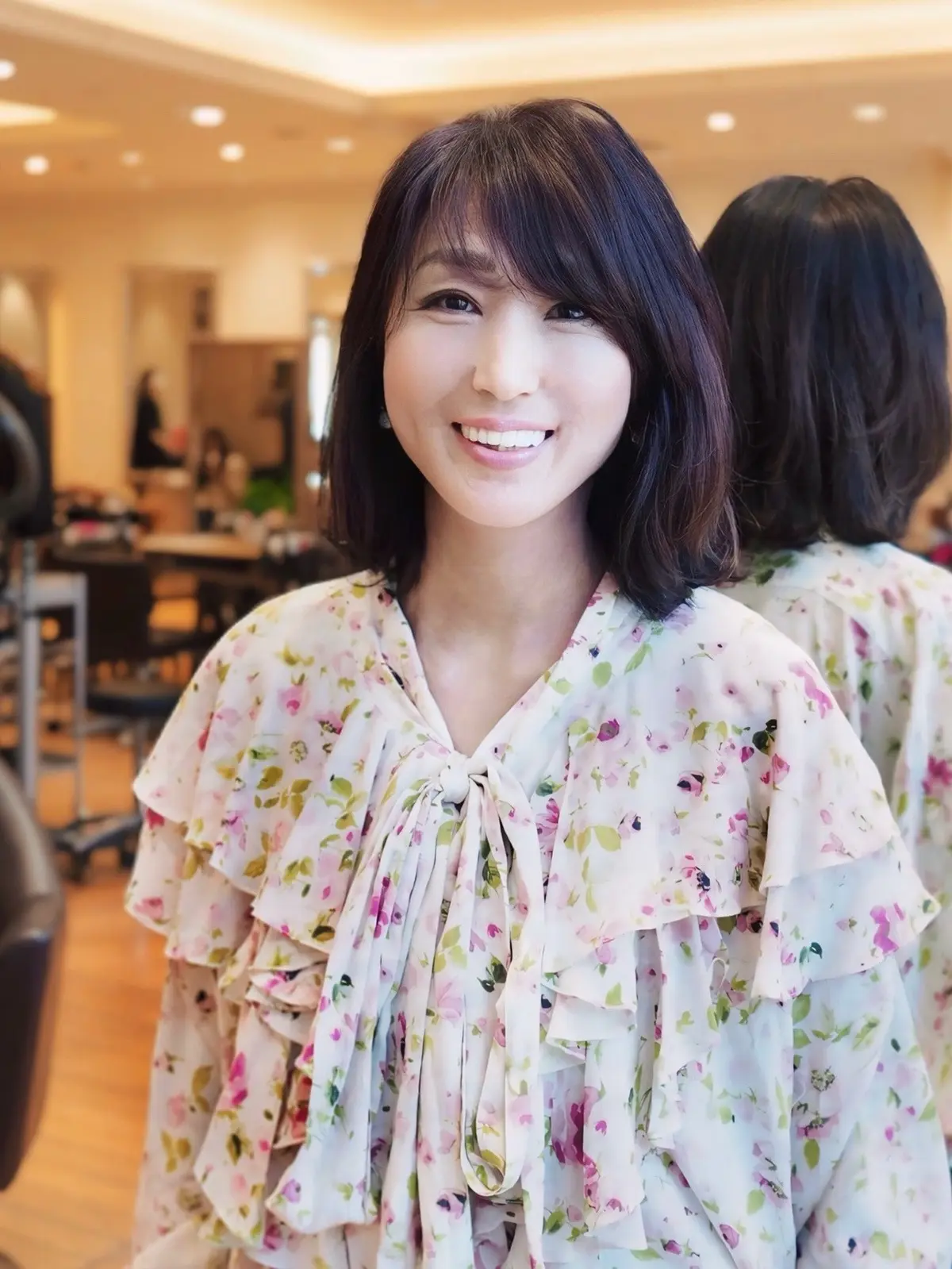 50代ミディアムボブヘア