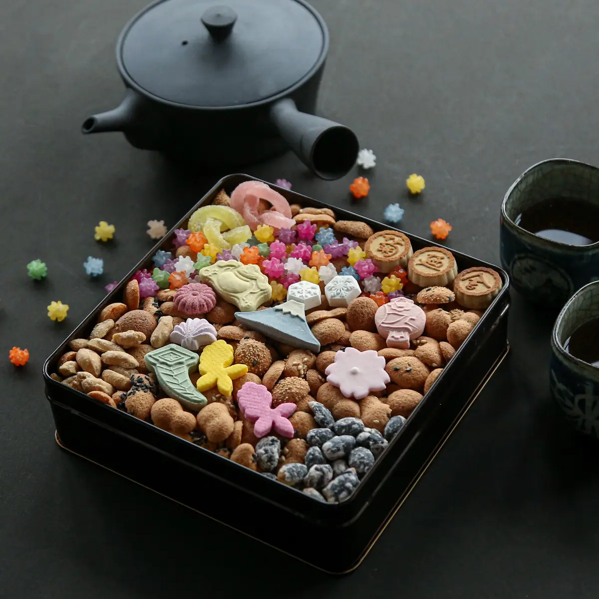 銀座　手土産「銀座菊廼舎」の『冨貴寄 特撰缶JAPAN小缶』¥3240