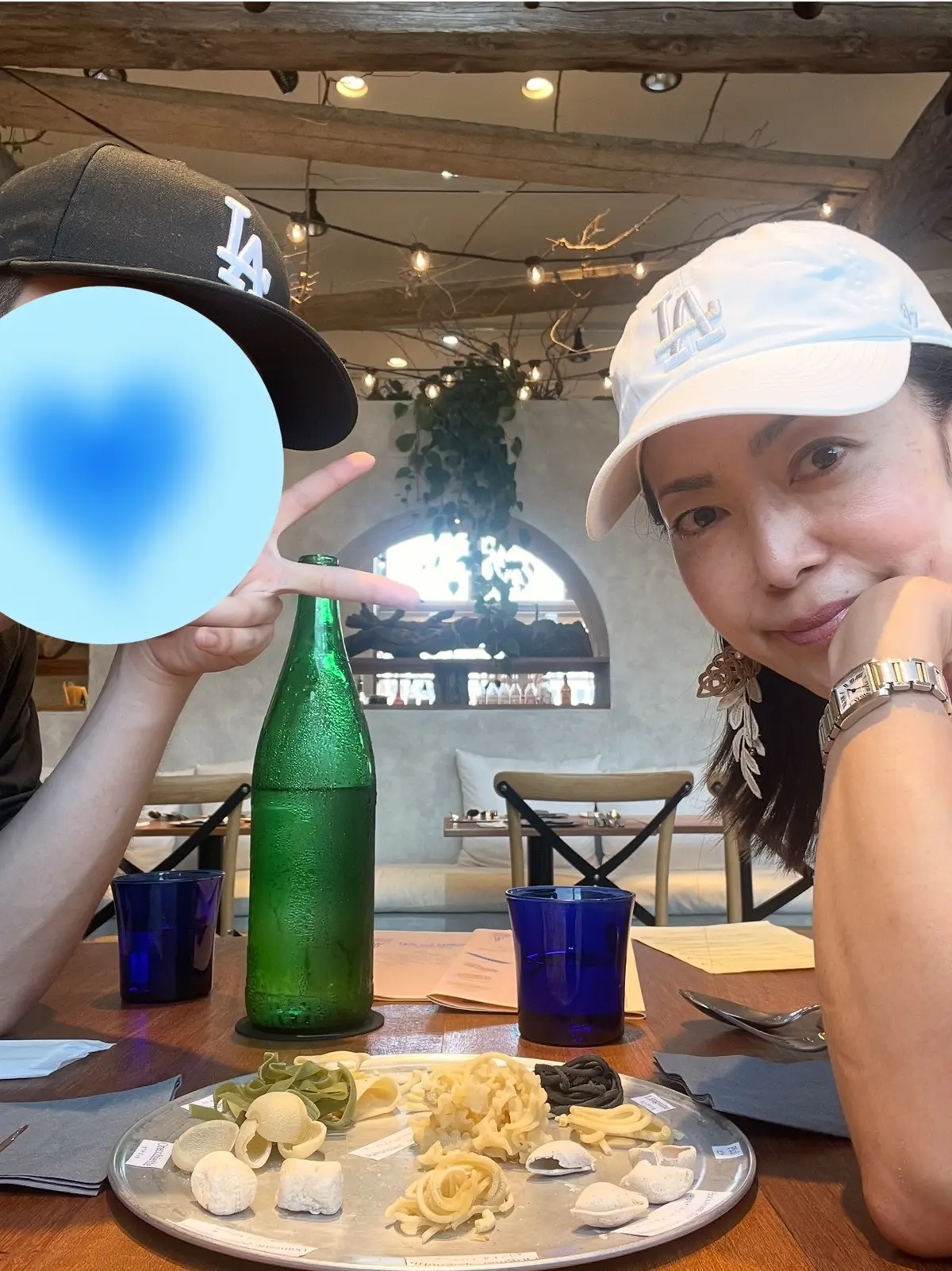 UNIQLOTシャツとティアードスカートの画像_4