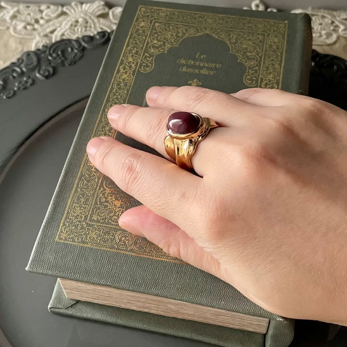 H＆Mのリングの着用例（右手）