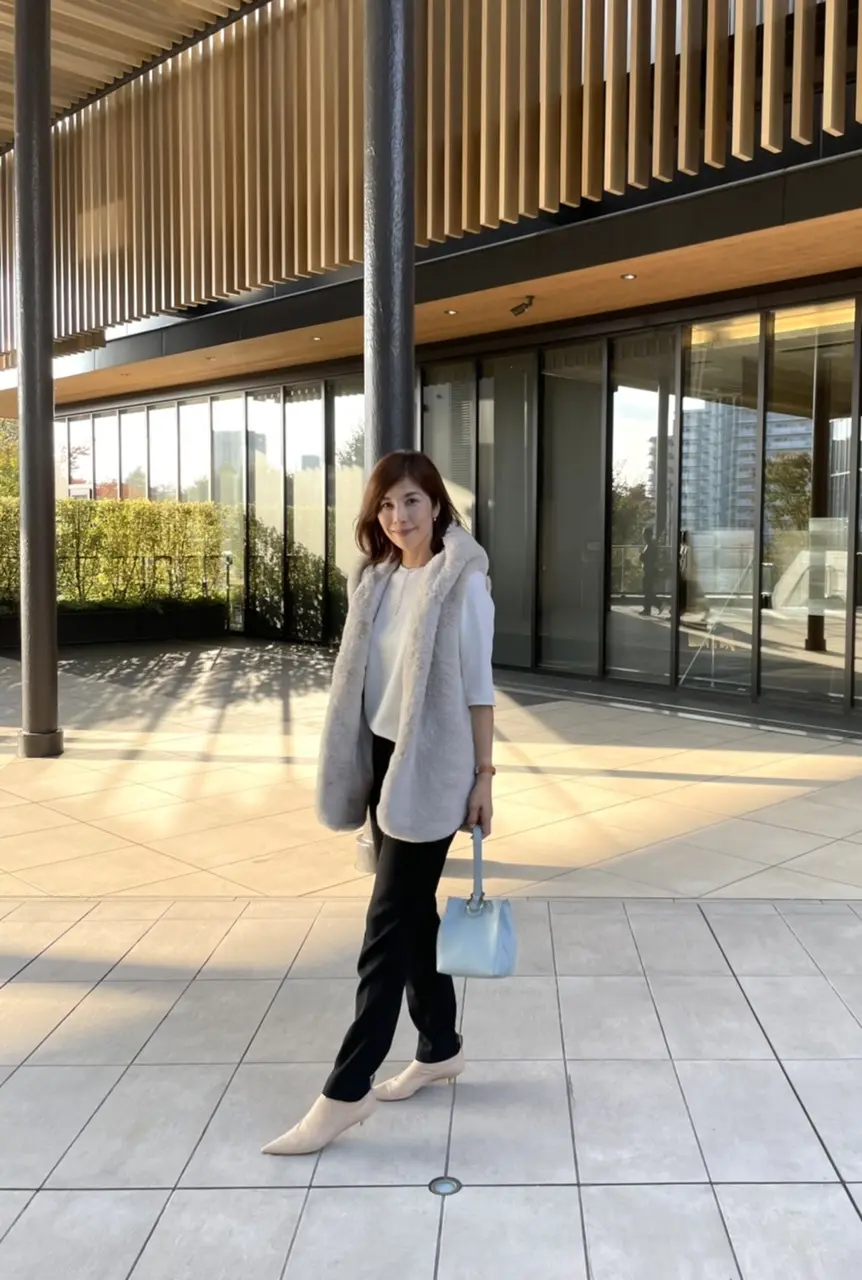 初挑戦のジレをきて、武蔵小杉のニューカフの画像_1