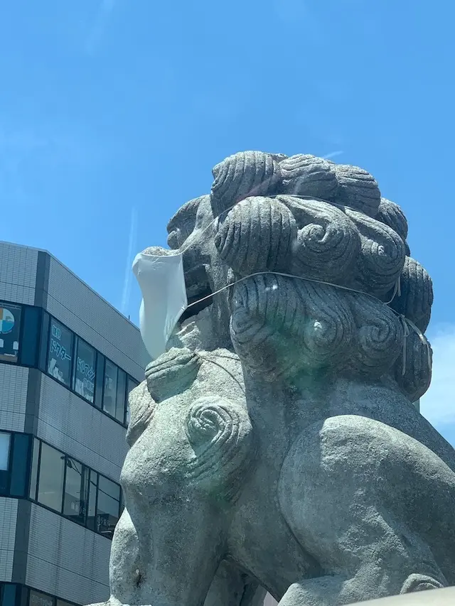 鎌倉　鶴岡八幡宮　マスク