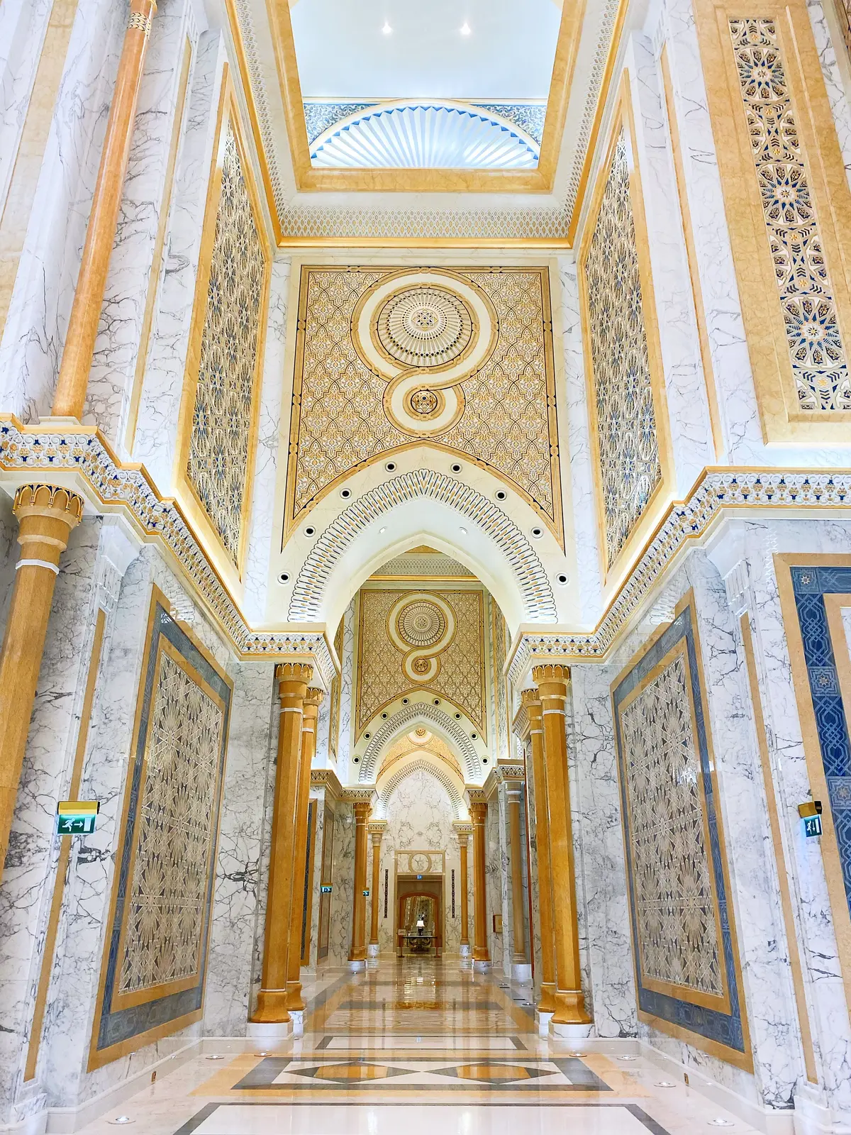 UAE(アラブ首長国連邦)大統領官邸へ。の画像_10