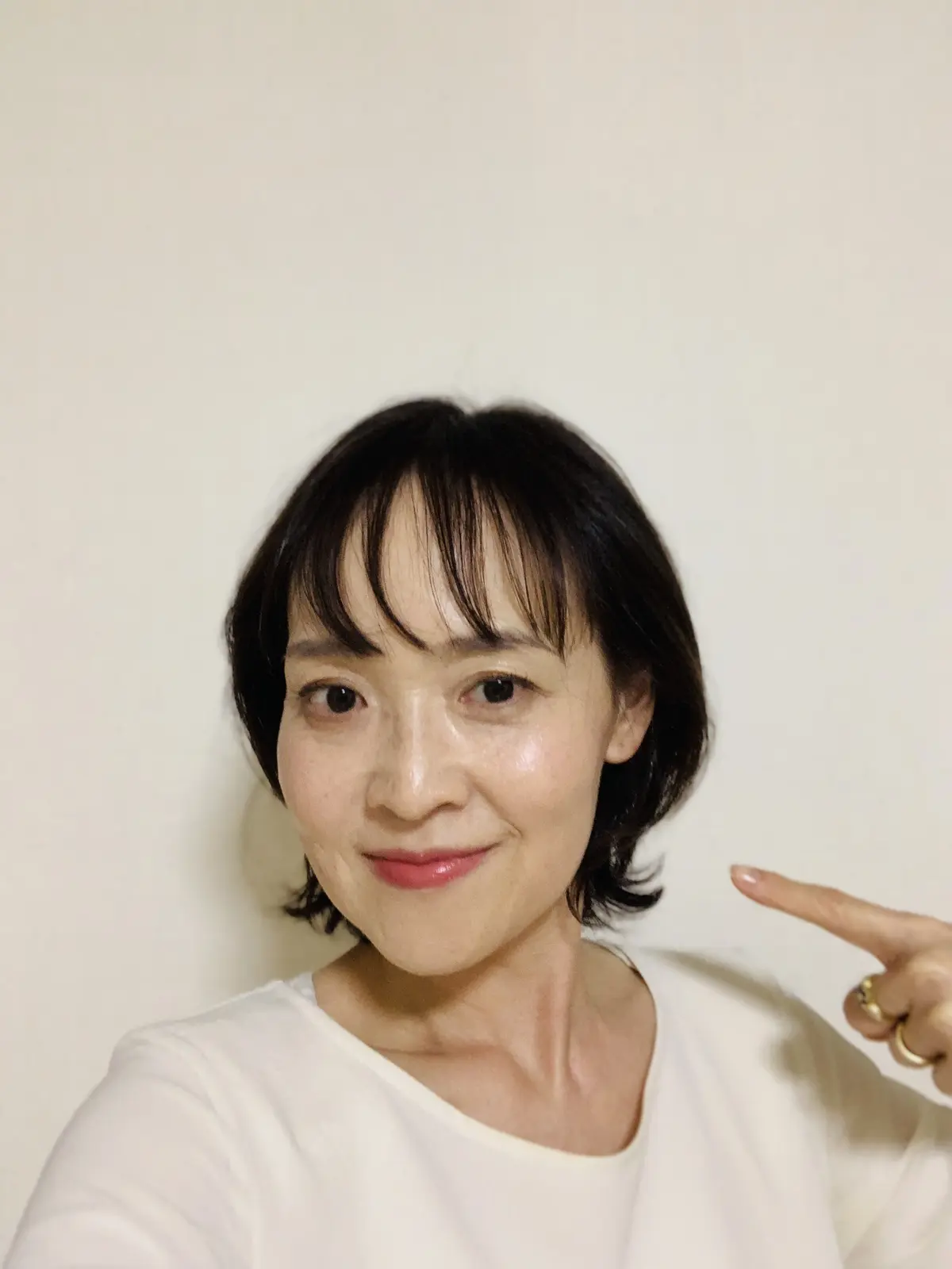 正面から見るとショートの雰囲気も