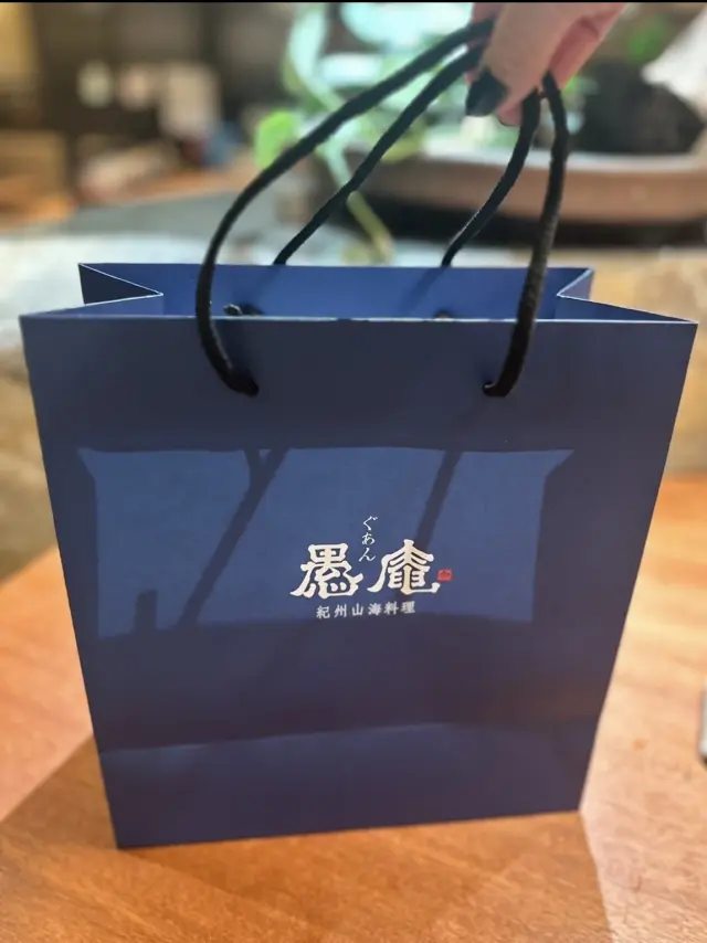 ディナータイムは、カジュアルになりすぎなの画像_11