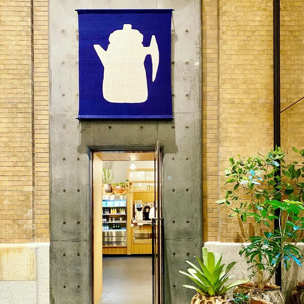 「エースホテル京都」のカフェ、Stumptown Coffee