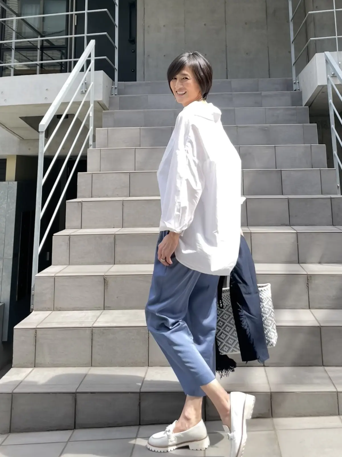 E by eclat 艶タックテーパードの画像_4