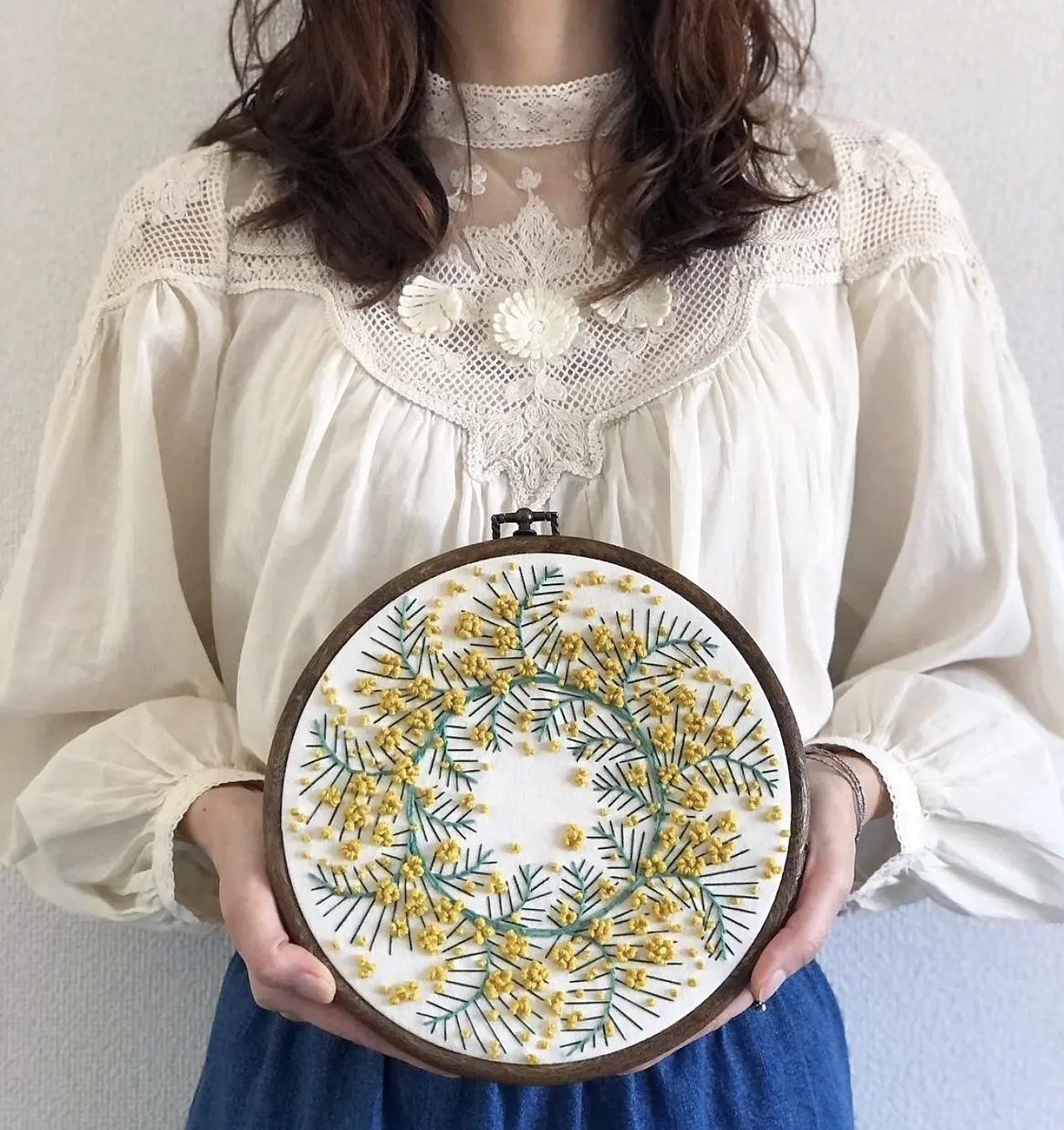 ZARA刺繍レースブラウス＋デニム♡の画像_3
