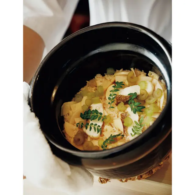 「鯛と筍と蕗のご飯」¥2,500〜
