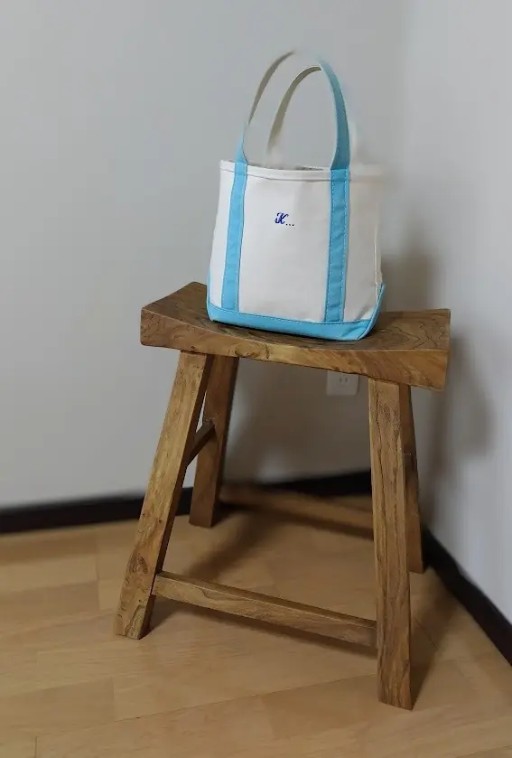 木製スツール　家屋の廃材を利用した家具　無印良品　llbeanトート