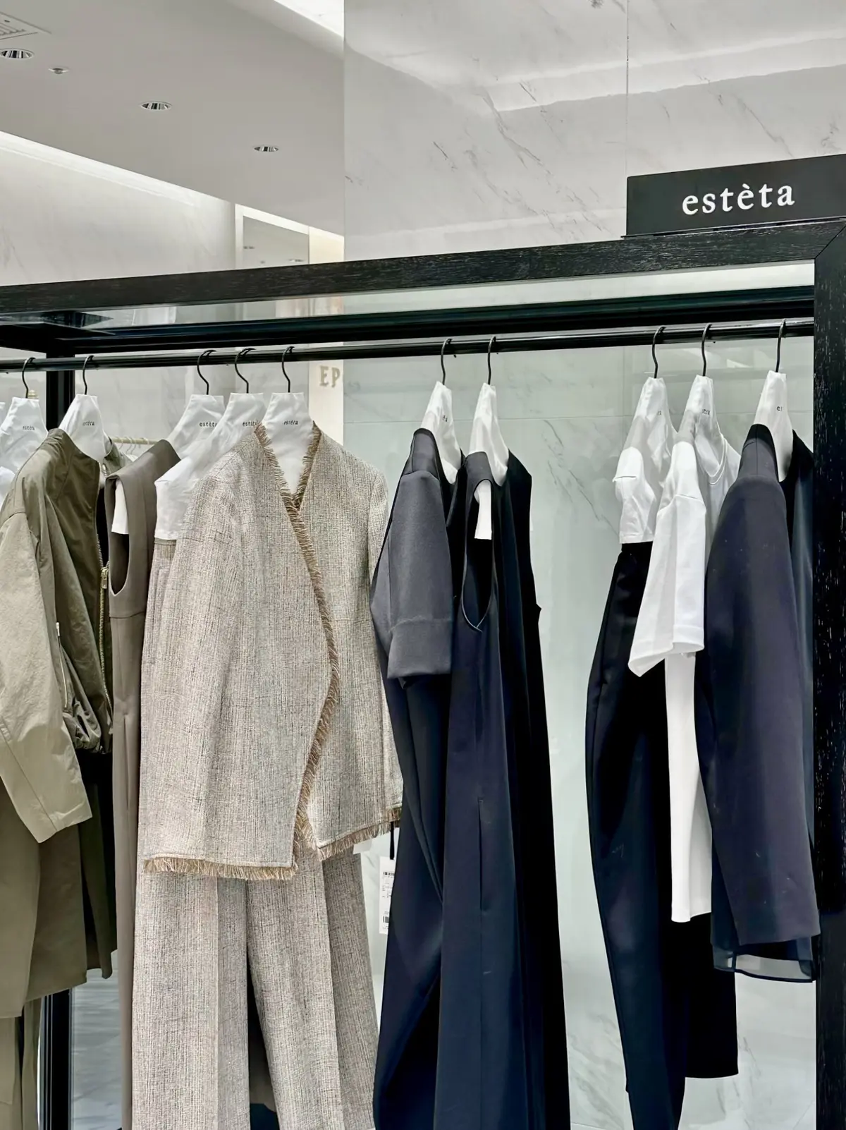 伊勢丹新宿店館内写真　３階　トラストスタイル　