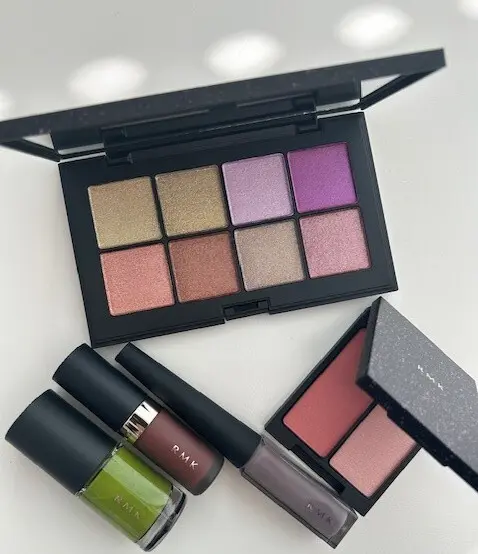 RMK HOLIDAY COLLECTION 2023 「DANCING DIMENSIONS」