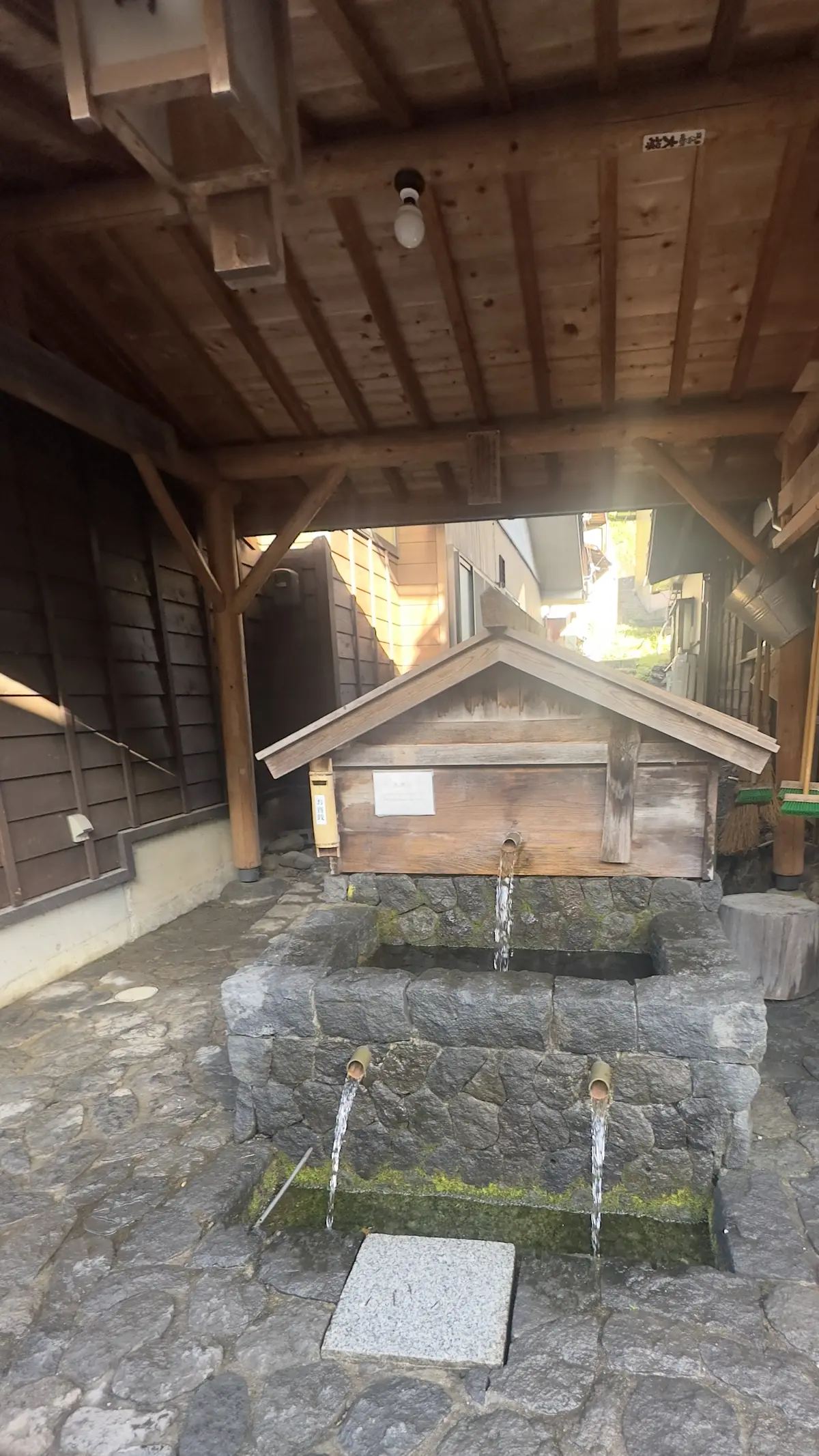 ホワイトコーデで、秋の塩尻市木曽平沢・奈の画像_13