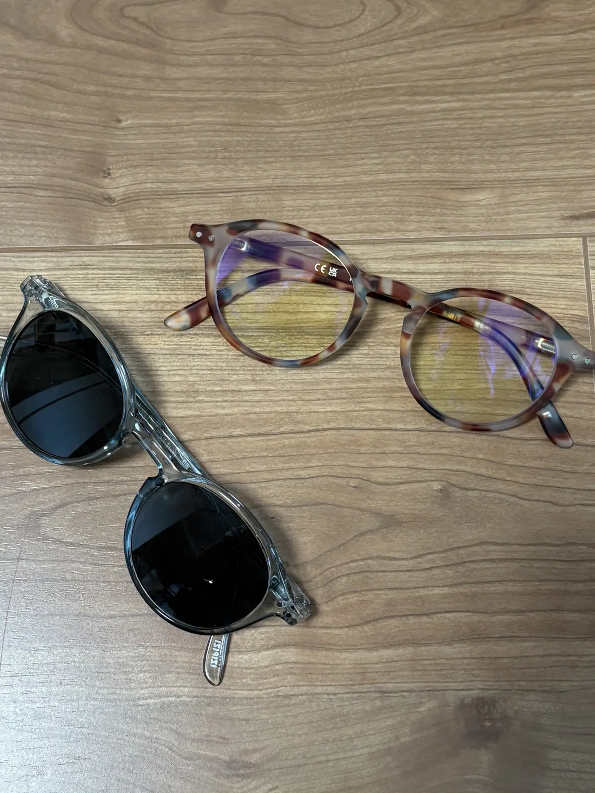 アイウェア　リーディンググラス ブルーライトカット メガネ