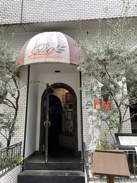 エリオ・ロカンダ・イタリアーナの店構え