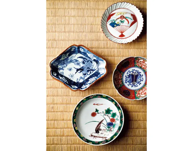 『赤絵金彩龍図花瓶』竹内吟秋　明治期。