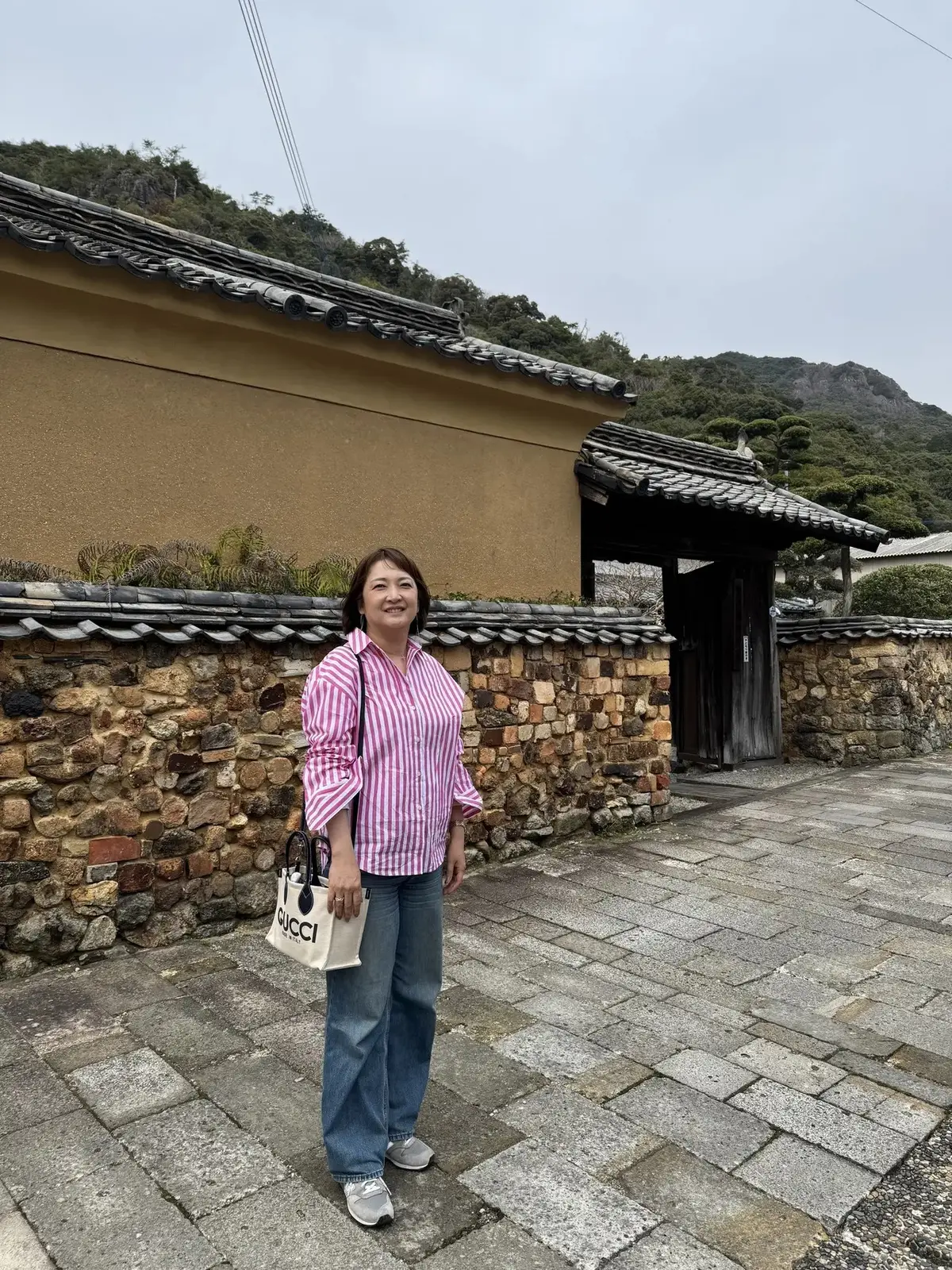 ユニクロ デニムパンツ愛用 エクラ華組 梅澤千佳子さん