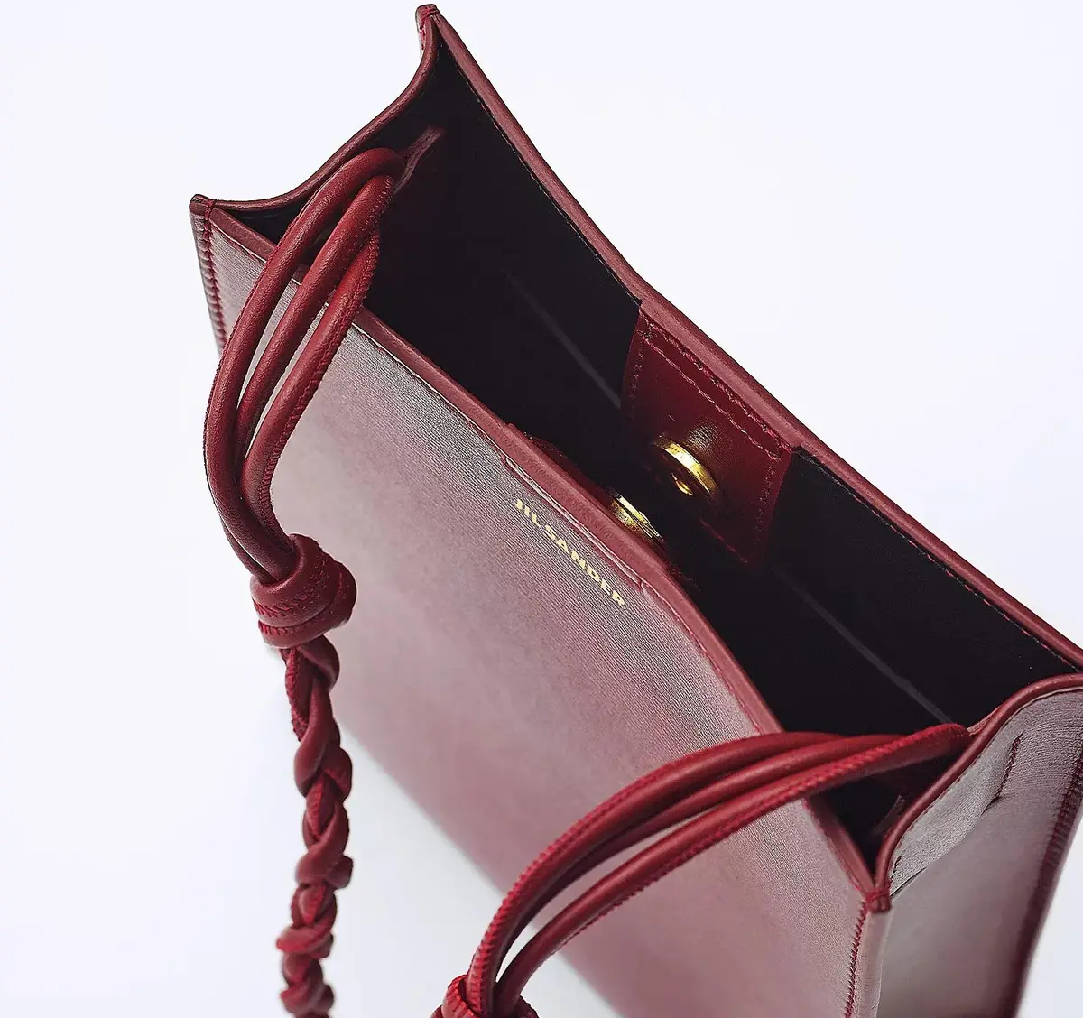 富岡佳子さんがまとう「JIL SANDEの画像_4