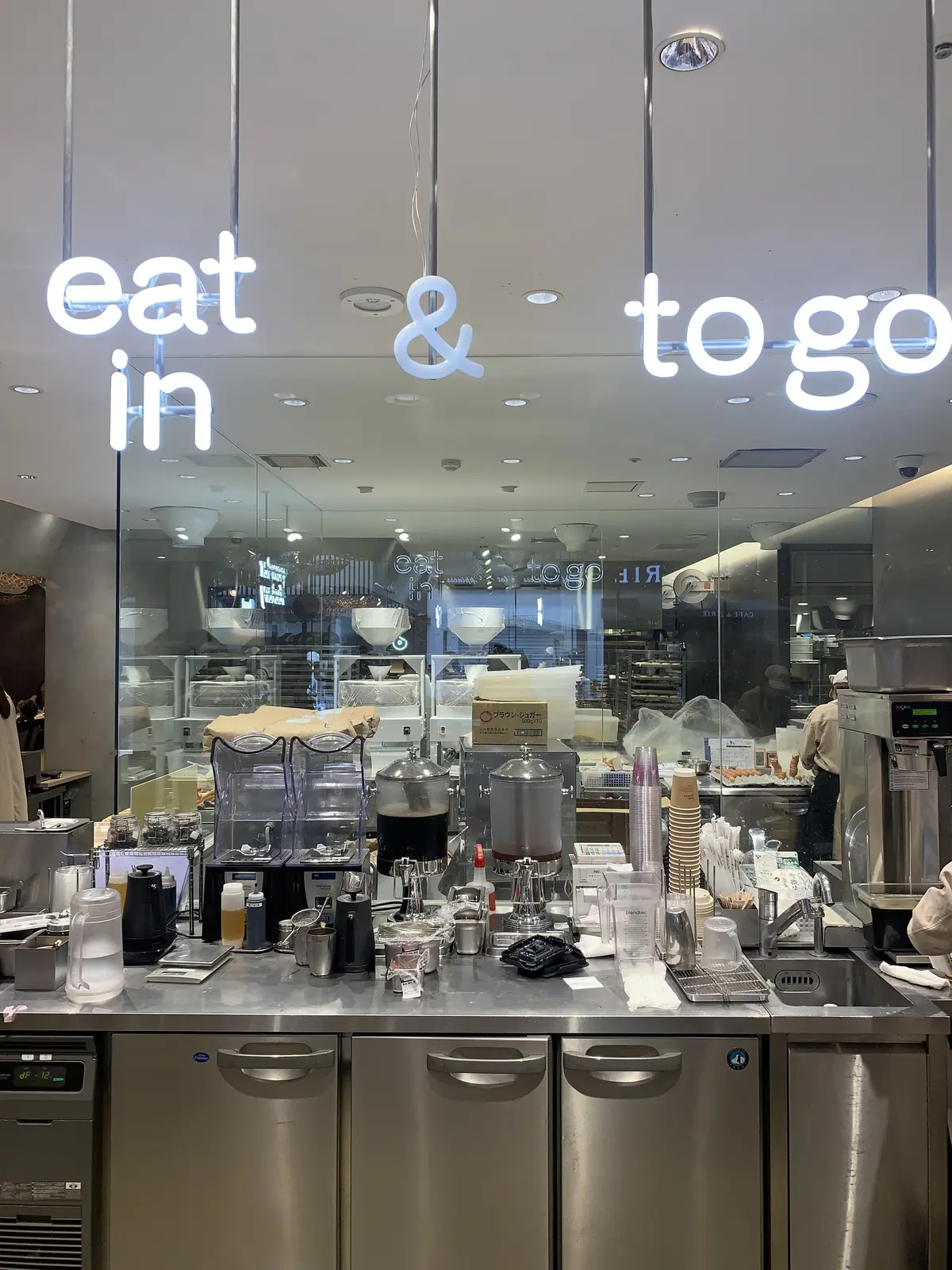 コエ ドーナツ京都　koe donuts kyoto  隈研吾　京都カフェ