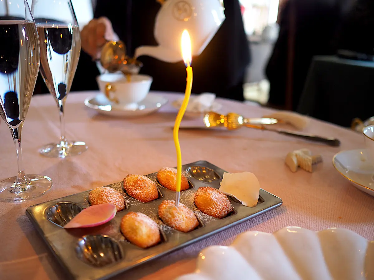 Restaurant 154のマドレーヌ