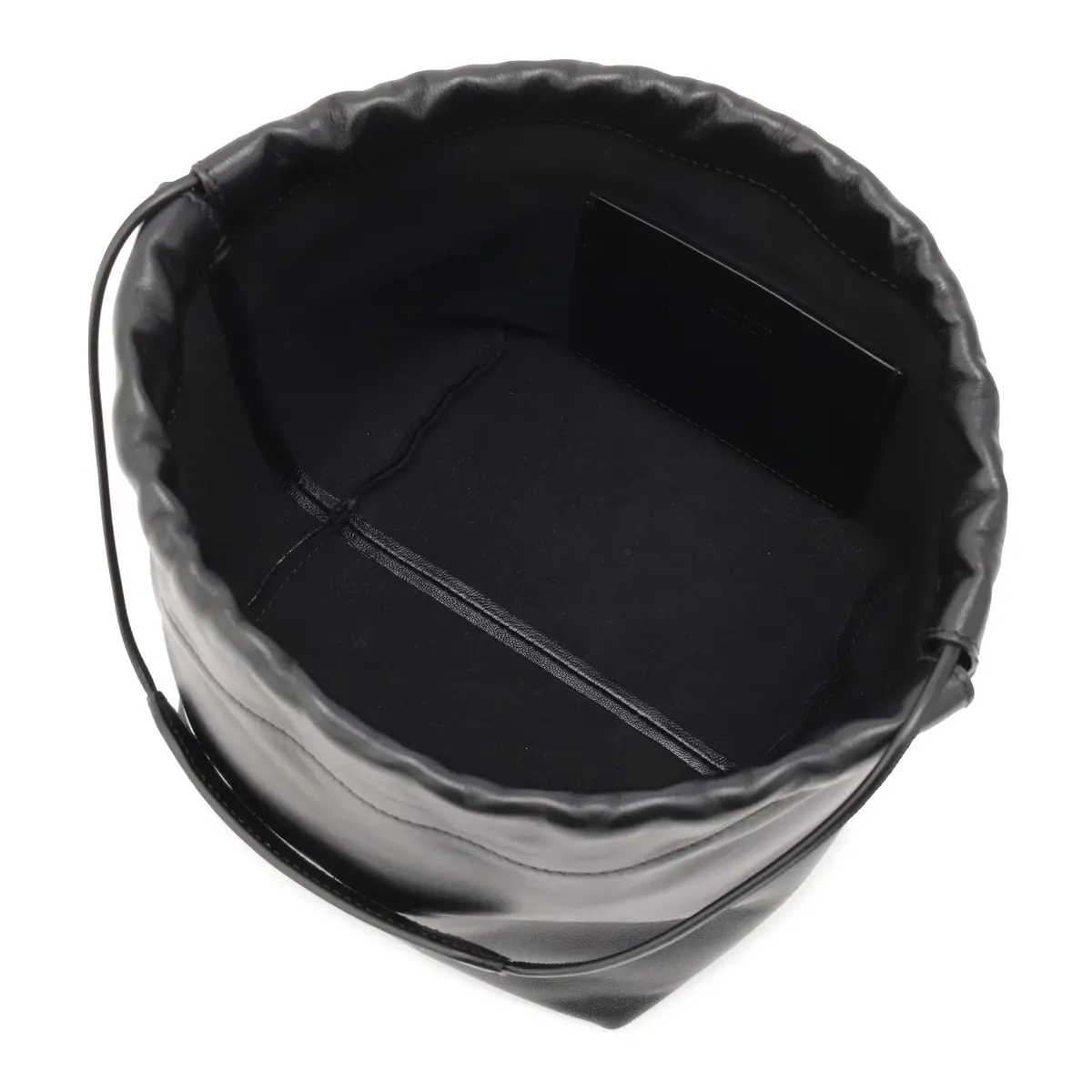 デイリースタイルのモダンな決め手！ジル の画像_2