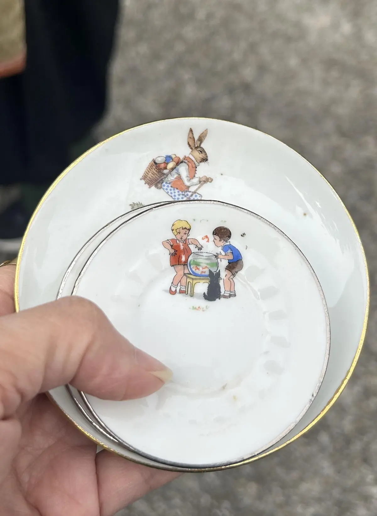 代官山蚤の市　蚤の市　アンティークプレート