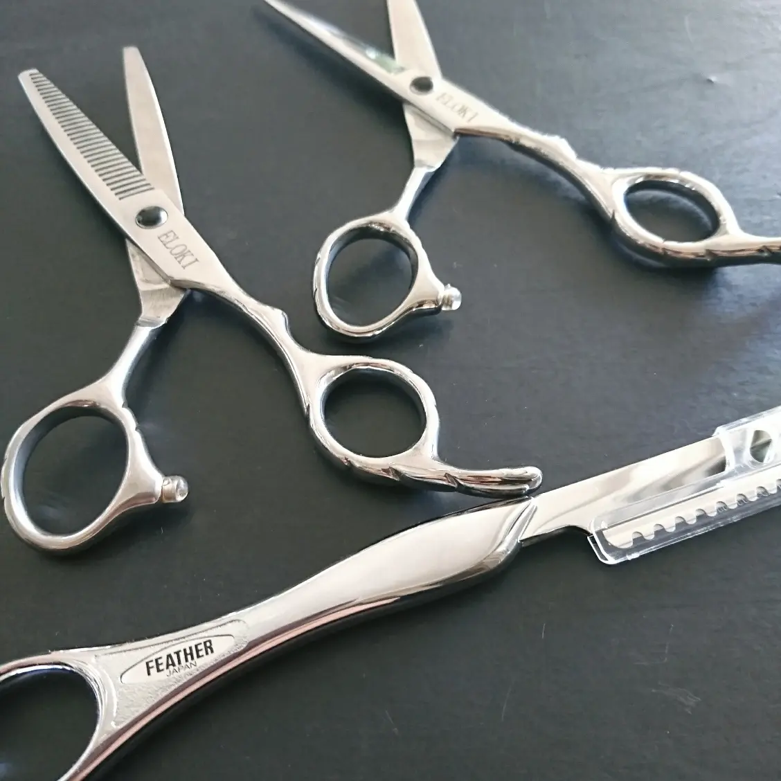 セルフカットで初めてレザーカットに挑戦の画像_1