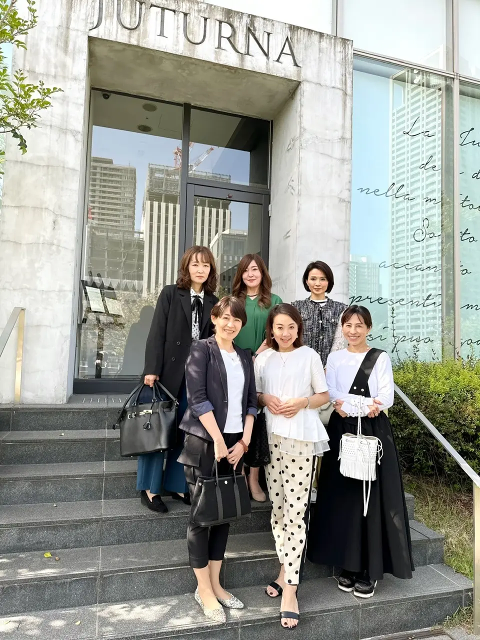 眺めの良いレストランで、初めましての関西の画像_3