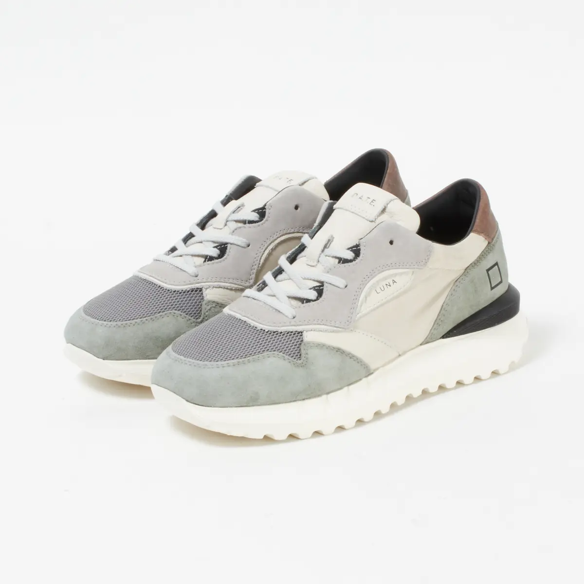 洗練の配色はエクラプレミアム別注！「Dの画像_2