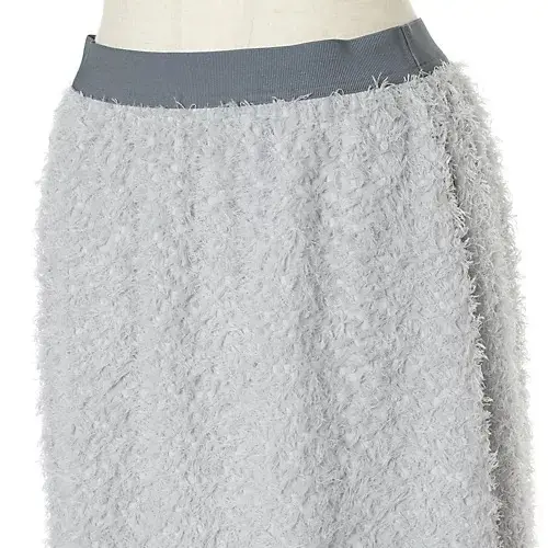 素材で華やかさとトレンド感をプラス！富岡の画像_6