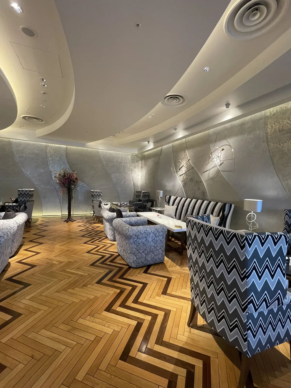 東京會舘本舘でモダンで優雅な大人アフタヌの画像_4