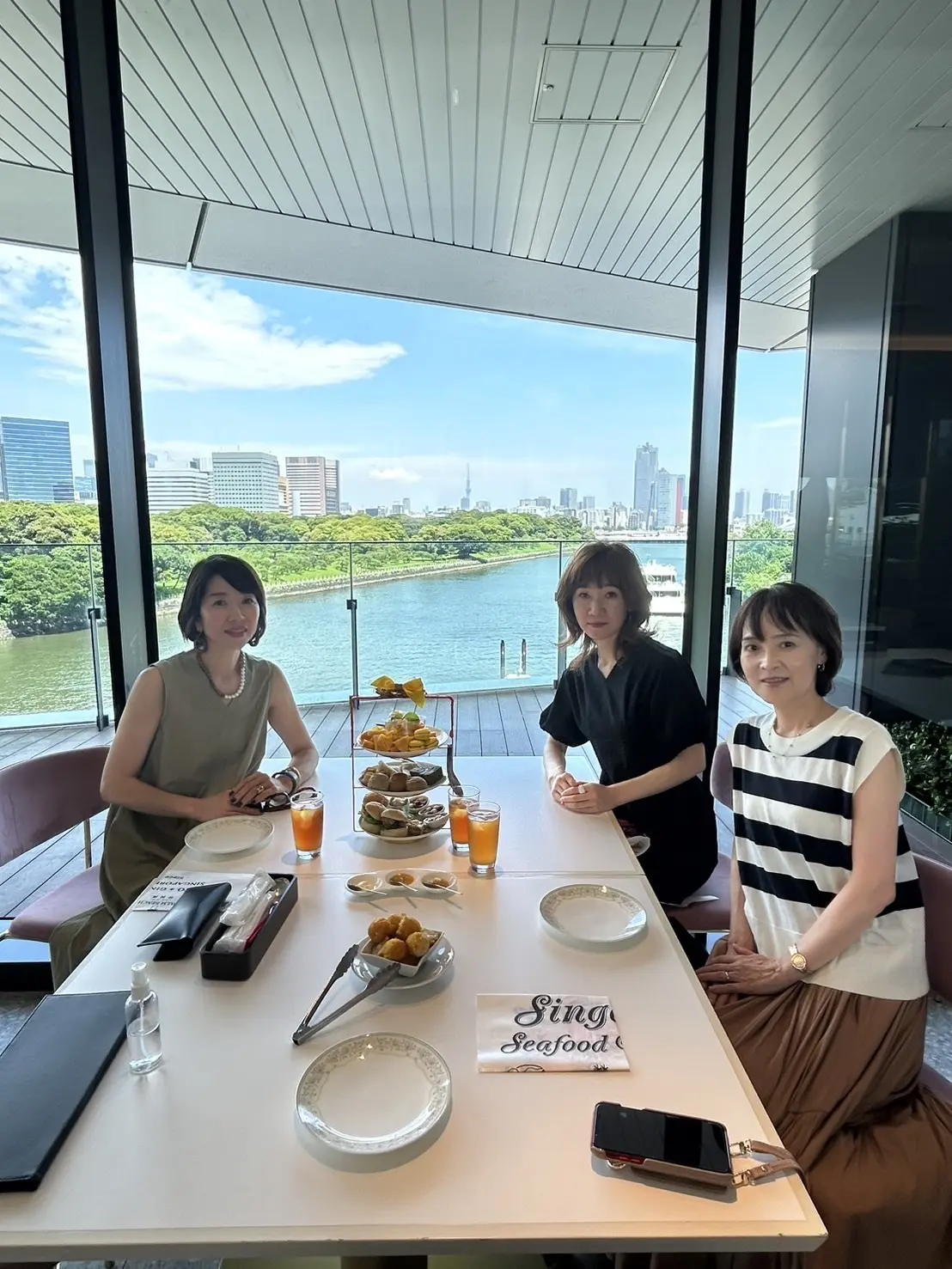 景色も楽しめるアフタヌーンティーへの画像_8