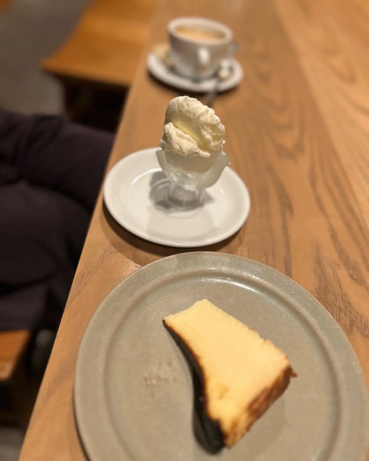 ピザを囲んで“Welcome to Hyの画像_11